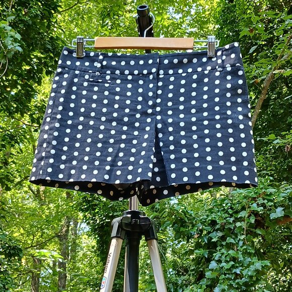 Ann Taylor Loft 'Marisa' Black with White Polka Dots 99% Cotton Shorts Sz 4 - Picture 9 of 9